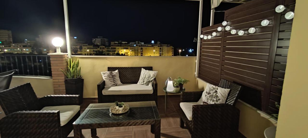 Ferienwohnung Atico Olimpo Torre Del Mar Exterior foto