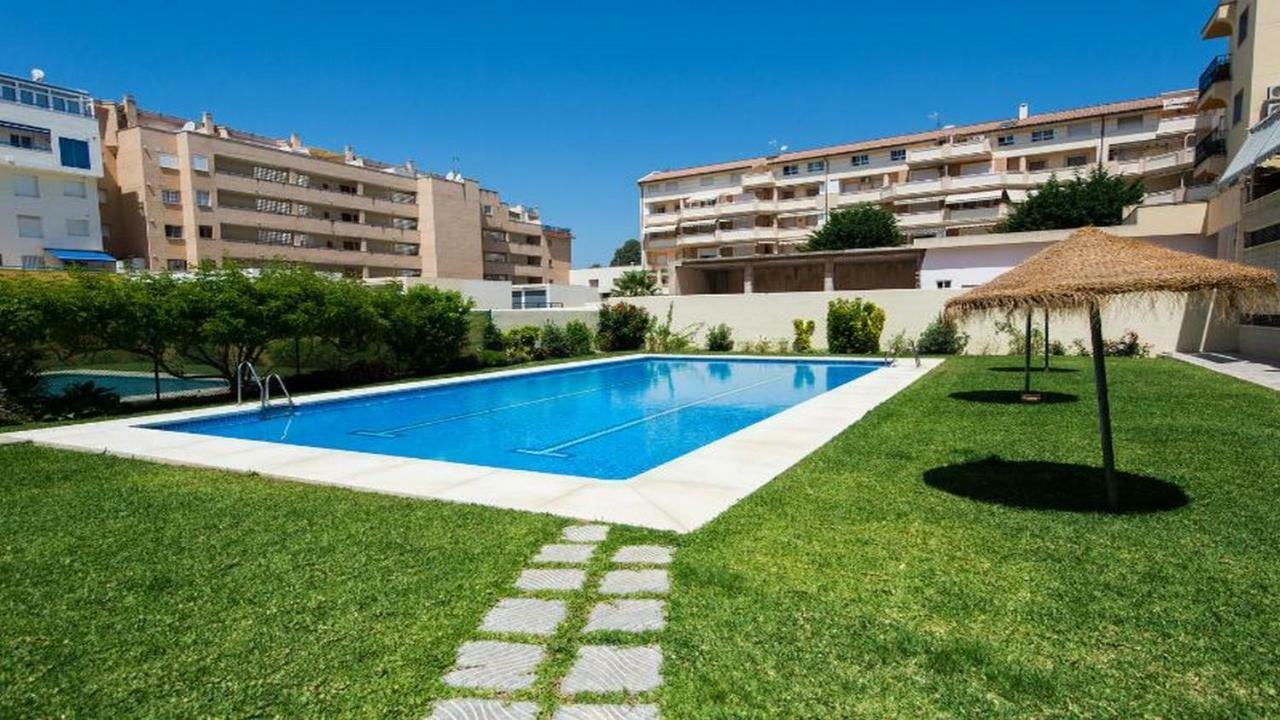 Ferienwohnung Atico Olimpo Torre Del Mar Exterior foto